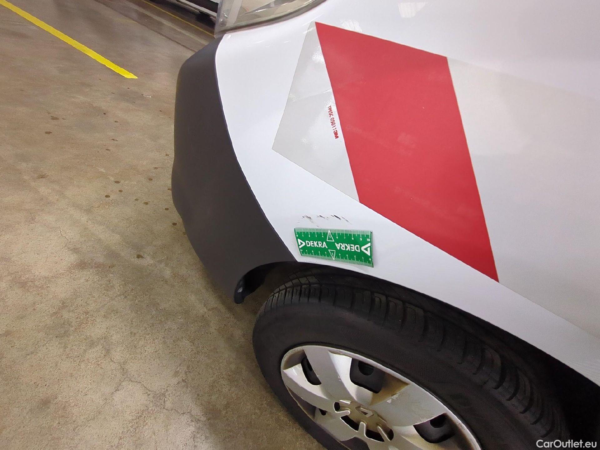  Renault  Kangoo  Express Maxi Extra (Série Spéciale) 1.5 dCi 90CV BVM5 E6 #41