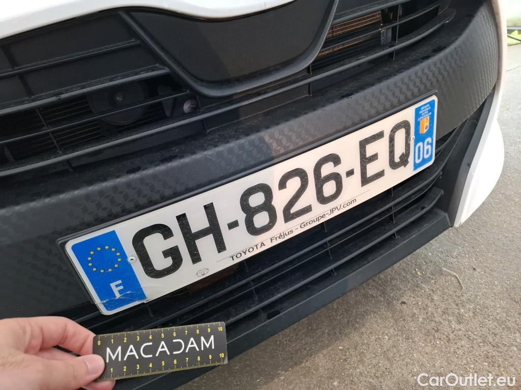  Toyota  Yaris TOYOTA  Hybride / 2019 / 5P / Berline Hybride 116h Dynamic Business Stage Acad #41