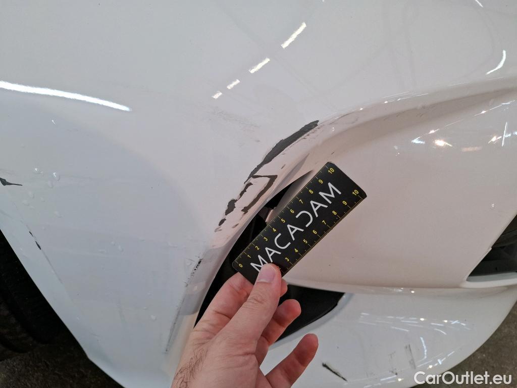  Toyota  Yaris TOYOTA  Hybride / 2019 / 5P / Berline Hybride 116h Dynamic Business Stage Acad #9