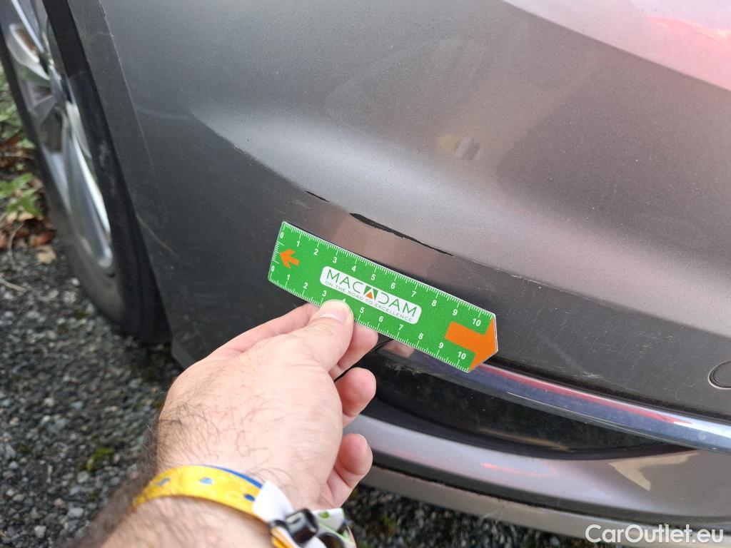  Volkswagen  Golf  VII Berline Confortline Business BMT 1.6 TDI 115CV BVM5 E6dT #9