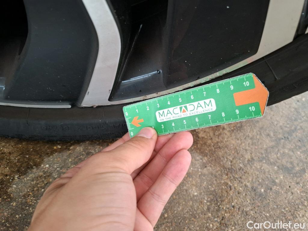  Volkswagen  Golf  VOLKSWAGEN SW / 2020 / 5P / Break 2.0 TDI SCR 150 DSG STYLE SW #14