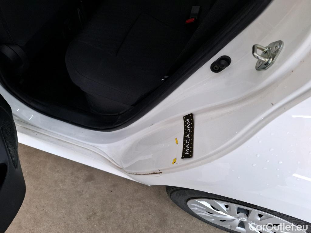  Toyota  Yaris TOYOTA  Hybride / 2019 / 5P / Berline Hybride 116h Dynamic Business Stage Acad #25