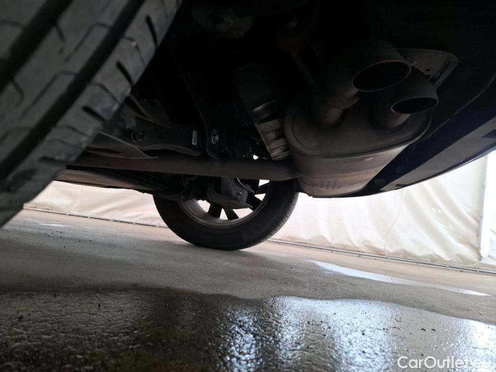  Volkswagen  Tiguan VOLKSWAGEN  / 2020 / 5P / SUV 1.4 eHybrid 245 DSG6 Elegance Exclusive #10