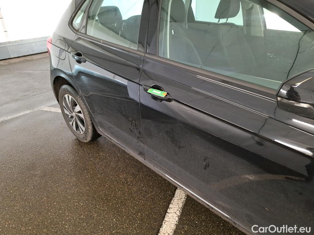  Volkswagen  Polo VOLKSWAGEN  / 2017 / 5P / Berline 1.0 TSI 95 DSG7 Lounge Business #37