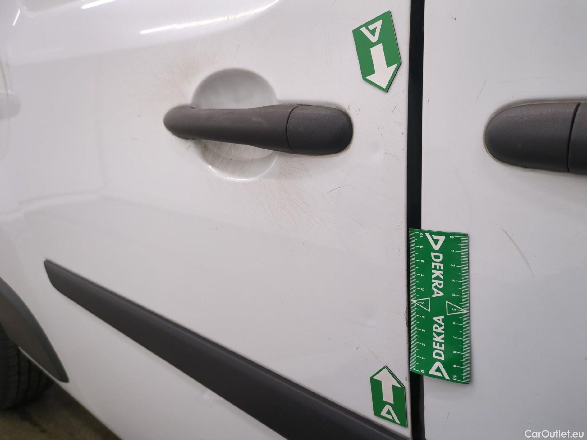  Renault  Kangoo  Express Maxi Extra (Série Spéciale) 1.5 dCi 90CV BVM5 E6 #20