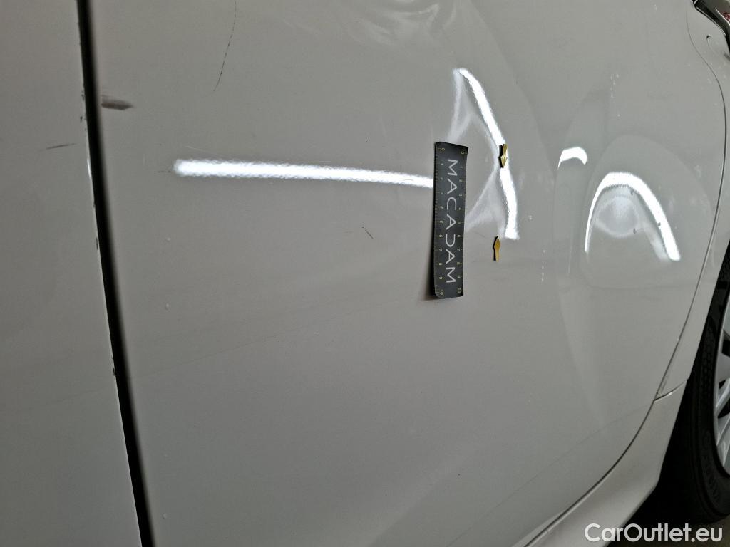  Toyota  Yaris TOYOTA  Hybride / 2019 / 5P / Berline Hybride 116h Dynamic Business Stage Acad #13