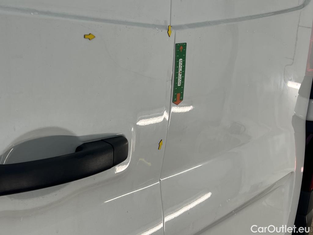  Renault  Trafic  Fourgon L2H1 3T Grand Confort 2.0 dCi 130CV BVM6 E6d #20