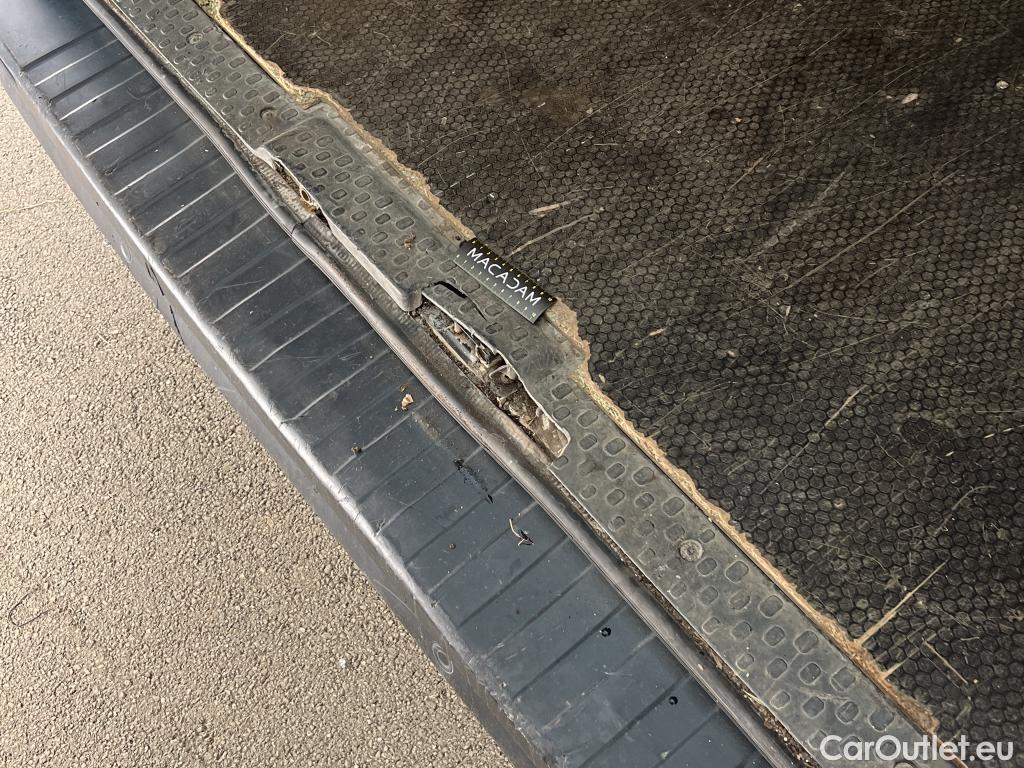  Renault  Trafic  Fourgon L2H1 3T Grand Confort 2.0 dCi 130CV BVM6 E6d #30