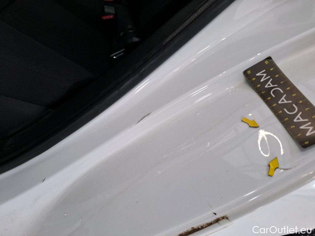  Toyota  Yaris TOYOTA  Hybride / 2019 / 5P / Berline Hybride 116h Dynamic Business Stage Acad #26