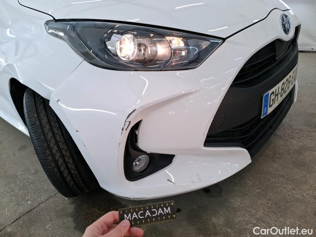  Toyota  Yaris TOYOTA  Hybride / 2019 / 5P / Berline Hybride 116h Dynamic Business Stage Acad #8