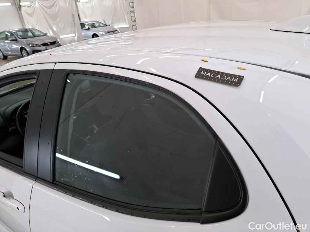  Toyota  Yaris TOYOTA  Hybride / 2019 / 5P / Berline Hybride 116h Dynamic Business Stage Acad #16