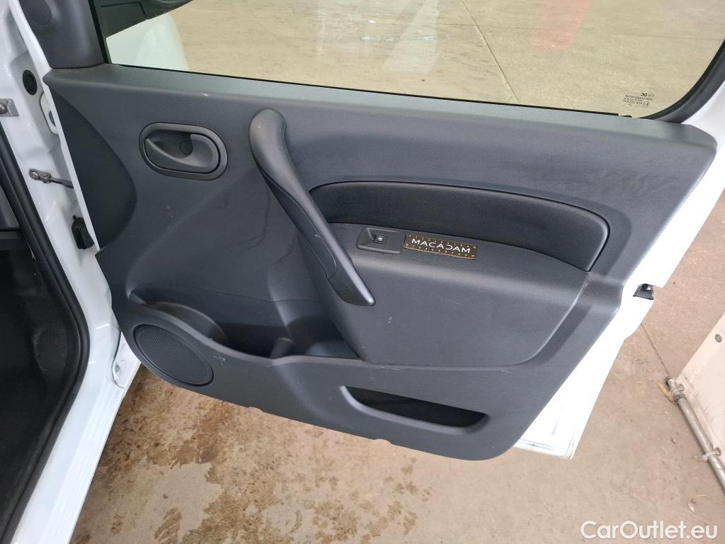  Renault  Kangoo RENAULT  Express / 2013 / 4P / Fourgonnette Maxi Electric Gd Vol ExtraRLink AI - 19 #8