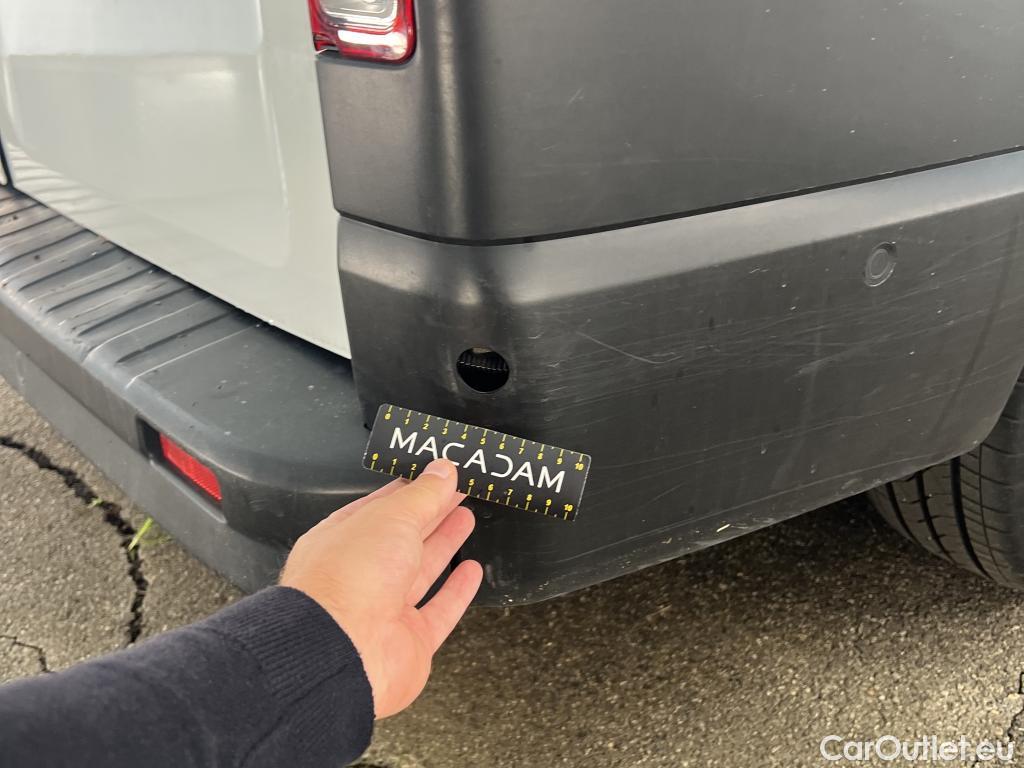  Renault  Trafic  Fourgon L2H1 3T Grand Confort 2.0 dCi 130CV BVM6 E6d #46