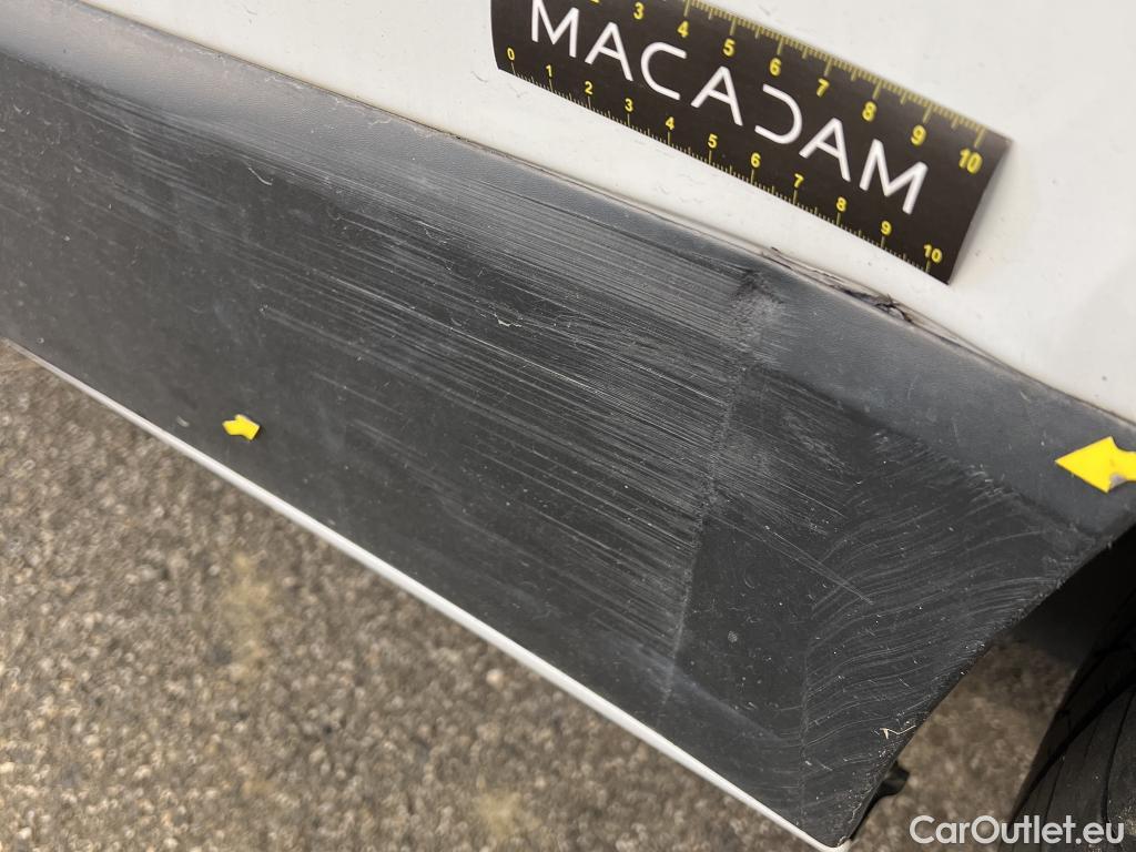  Renault  Trafic  Fourgon L2H1 3T Grand Confort 2.0 dCi 130CV BVM6 E6d #35