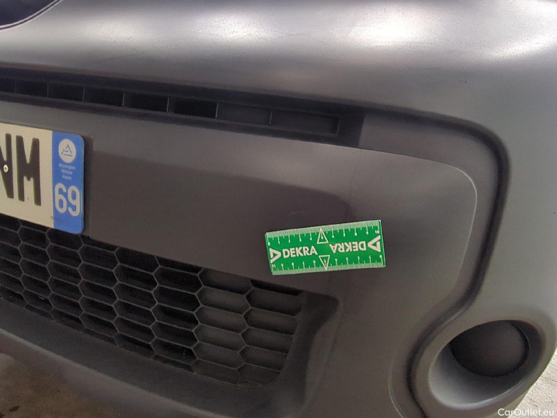  Renault  Kangoo  Express Maxi Extra (Série Spéciale) 1.5 dCi 90CV BVM5 E6 #39