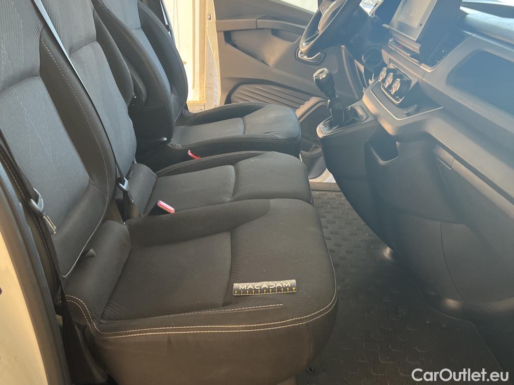  Renault  Trafic  Fourgon L2H1 3T Grand Confort 2.0 dCi 130CV BVM6 E6d #39