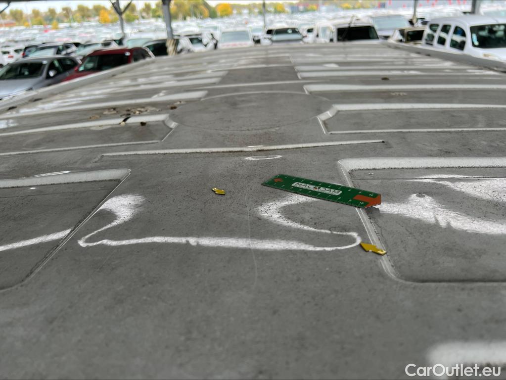  Renault  Trafic  Fourgon L2H1 3T Grand Confort 2.0 dCi 130CV BVM6 E6d #1