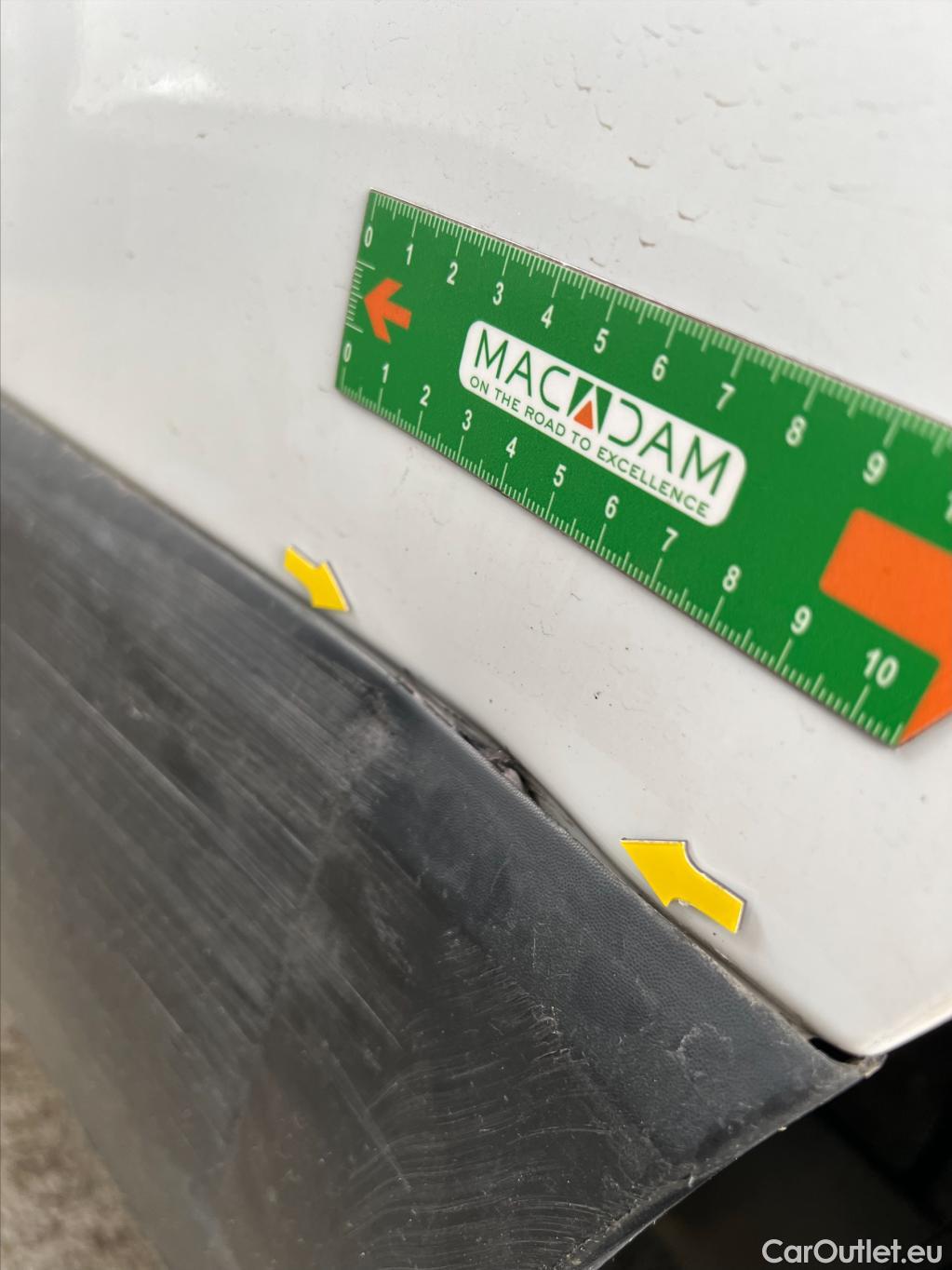  Renault  Trafic  Fourgon L2H1 3T Grand Confort 2.0 dCi 130CV BVM6 E6d #9