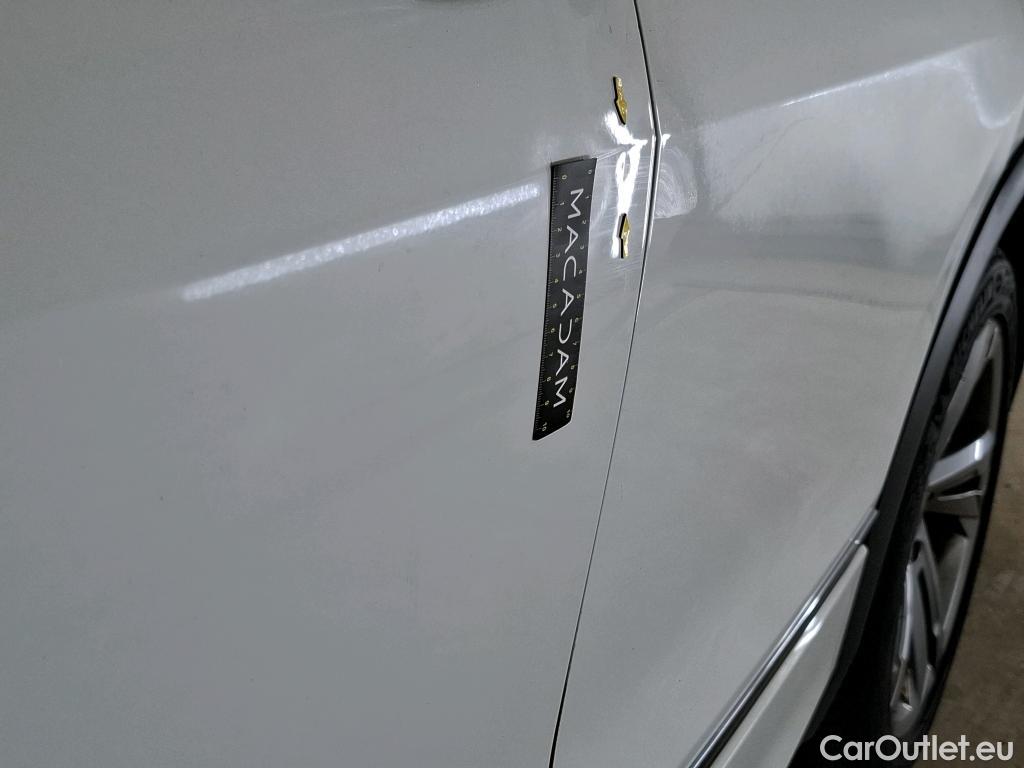  Volkswagen  Tiguan VOLKSWAGEN  / 2020 / 5P / SUV 2.0 TDI 150 DSG7 R-Line #18