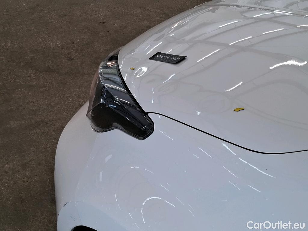  Toyota  Yaris TOYOTA  Hybride / 2019 / 5P / Berline Hybride 116h Dynamic Business Stage Acad #5