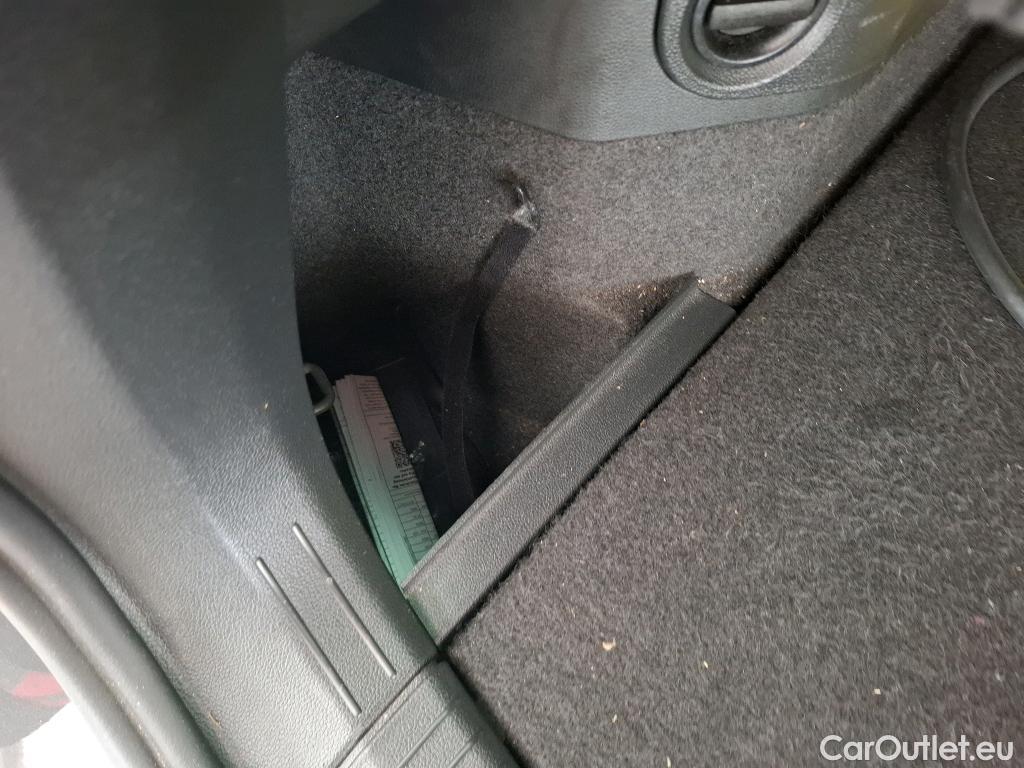  Volkswagen  Tiguan VOLKSWAGEN  / 2020 / 5P / SUV 1.4 eHybrid 245 DSG6 Elegance Exclusive #6