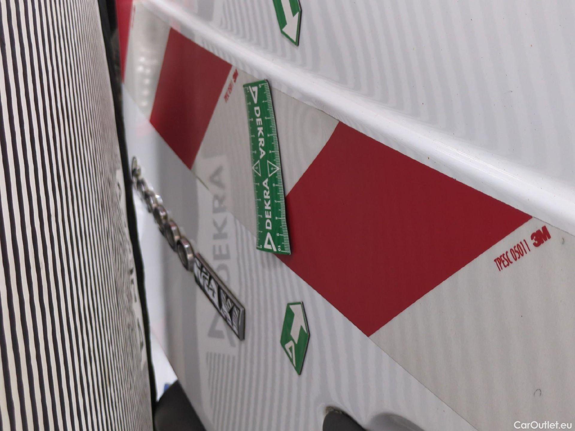  Renault  Kangoo  Express Maxi Extra (Série Spéciale) 1.5 dCi 90CV BVM5 E6 #52