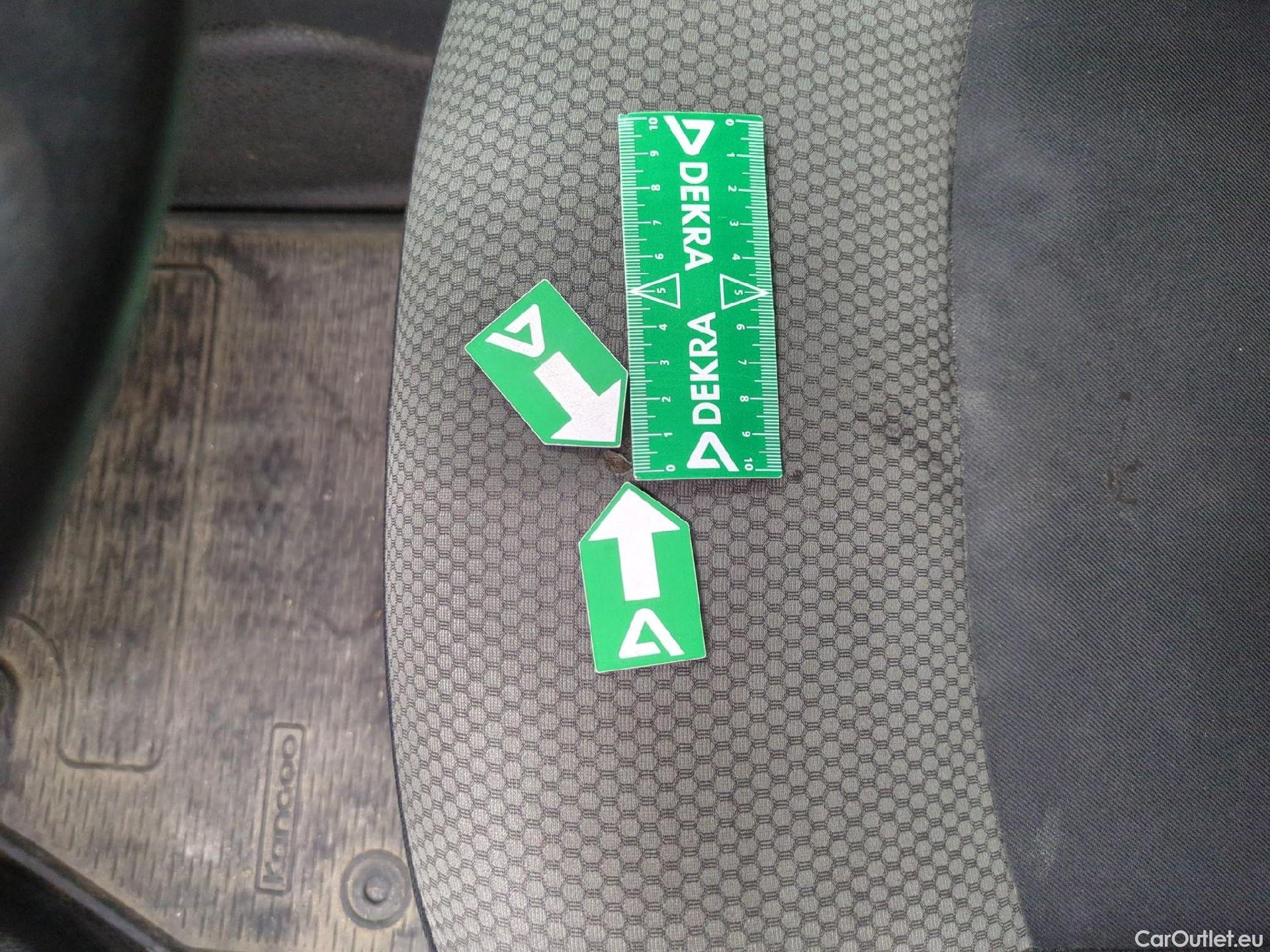  Renault  Kangoo  Express Maxi Extra (Série Spéciale) 1.5 dCi 90CV BVM5 E6 #9