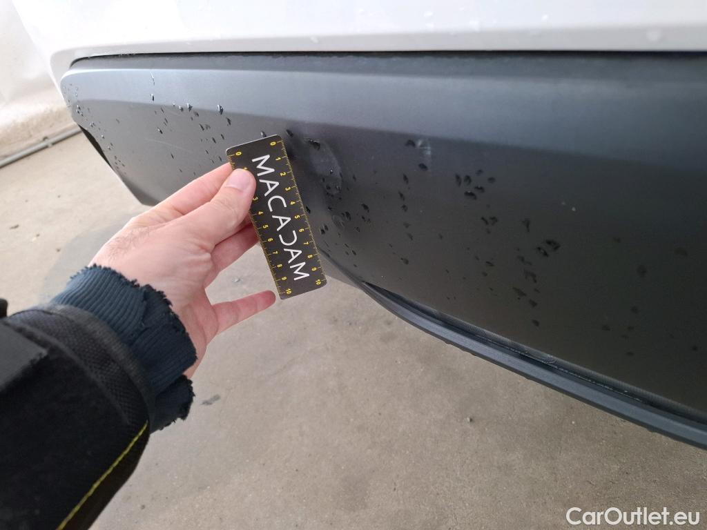  Toyota  Yaris TOYOTA  Hybride / 2019 / 5P / Berline Hybride 116h Dynamic Business Stage Acad #19