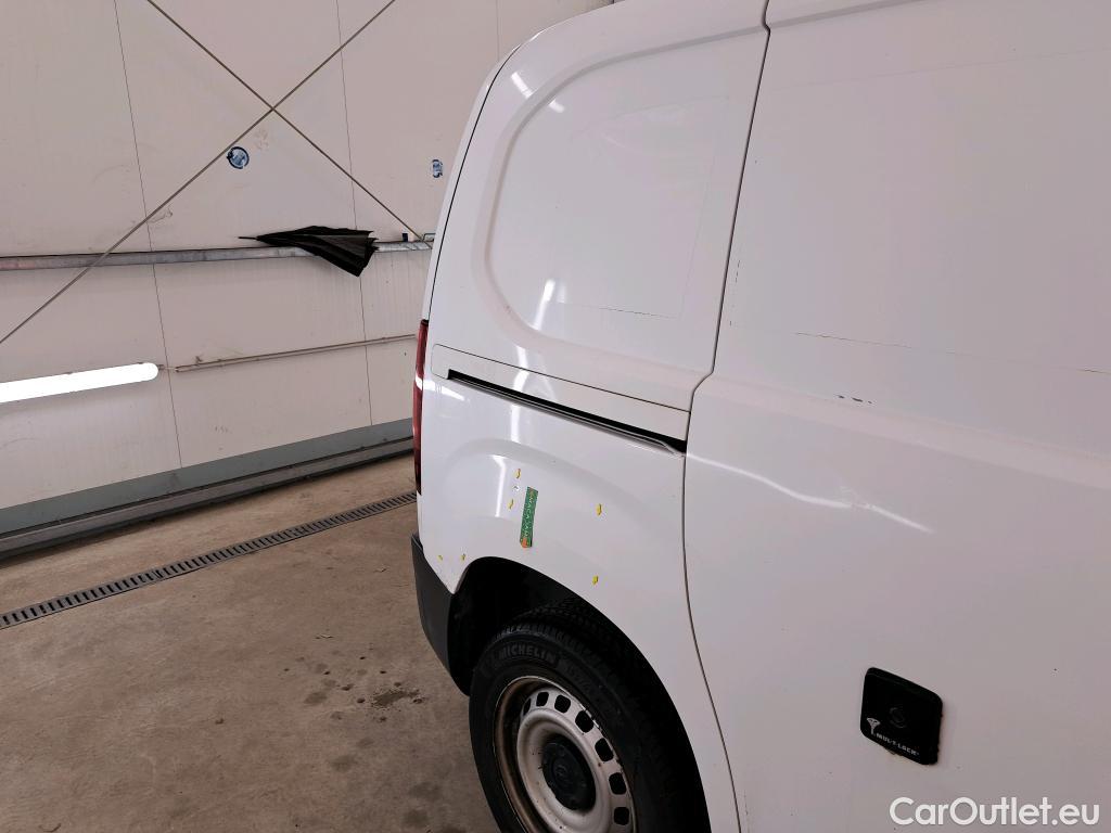  Opel  Combo OPEL  / 2018 / 4P / Fourgonnette 1.5 diesel 100chL1H1/stand CARGO PACK C #5