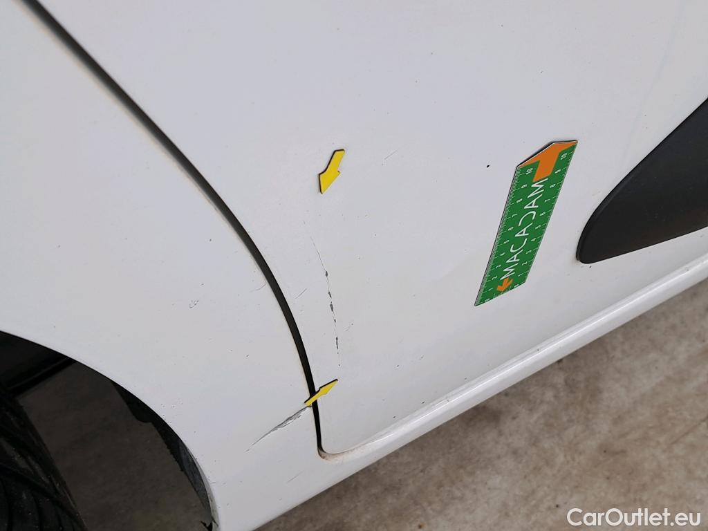  Opel  Combo OPEL  / 2018 / 4P / Fourgonnette 1.5 diesel 100chL1H1/stand CARGO PACK C #12