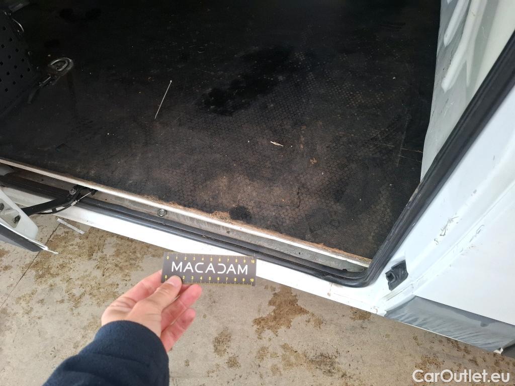  Citroen  Jumper CITROEN  / 2014 / 4P / Fourgon tôlé 30 L1H2 BlueHDi 120 S&S BVM6 Club #16