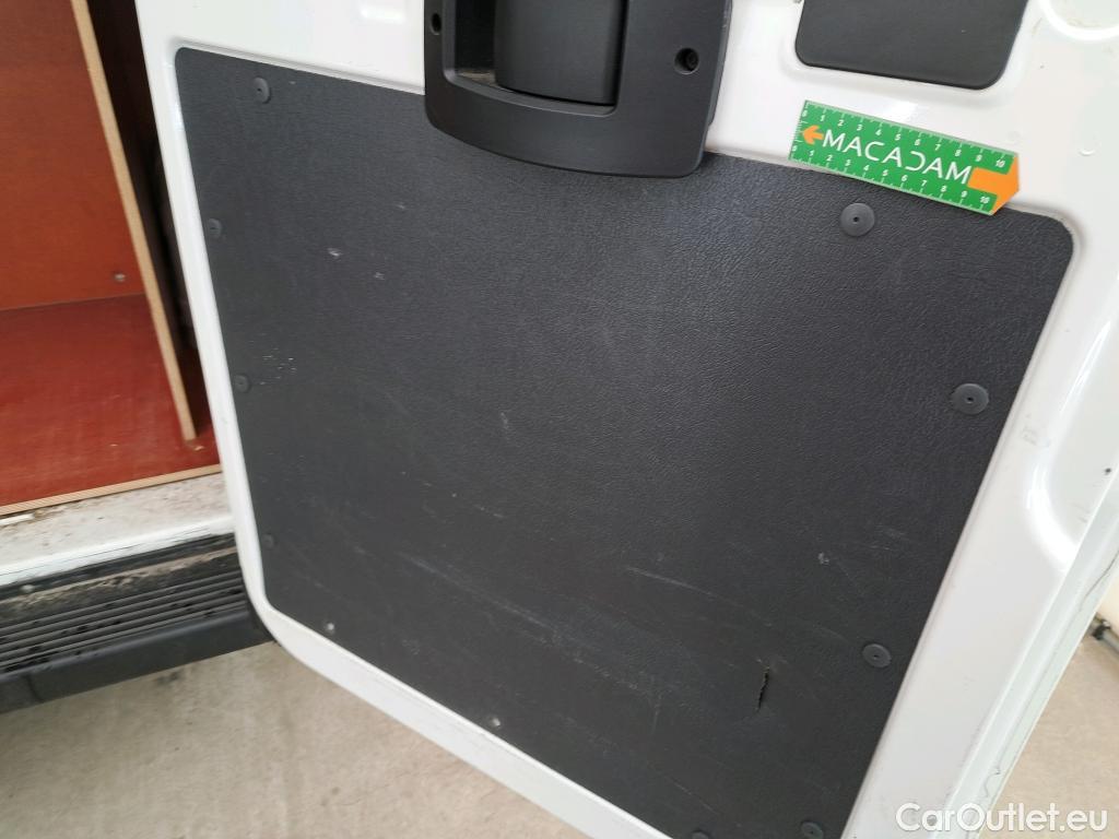  Peugeot  Boxer PEUGEOT  VU 4p Fourgon BLUEHDI 130 PREMIUM 330 L1H1 #33