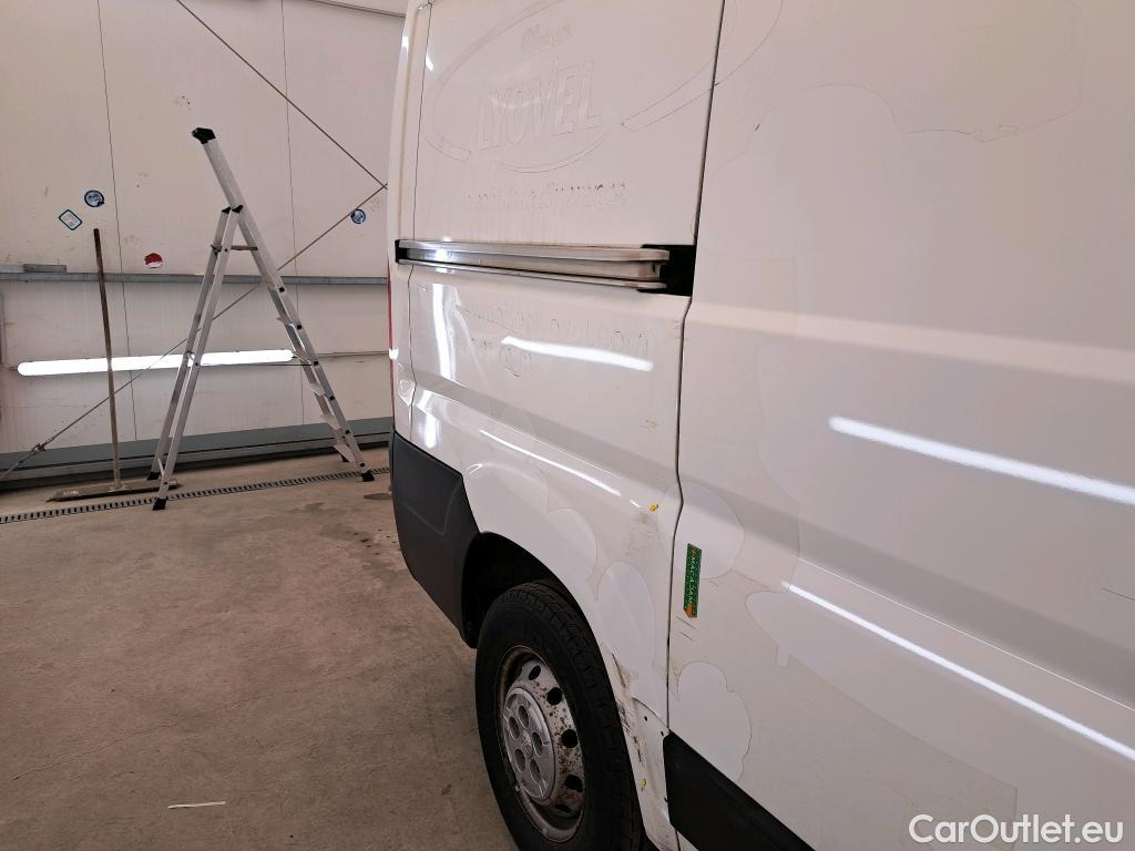  Peugeot  Boxer PEUGEOT  VU 4p Fourgon BLUEHDI 130 PREMIUM 330 L1H1 #1