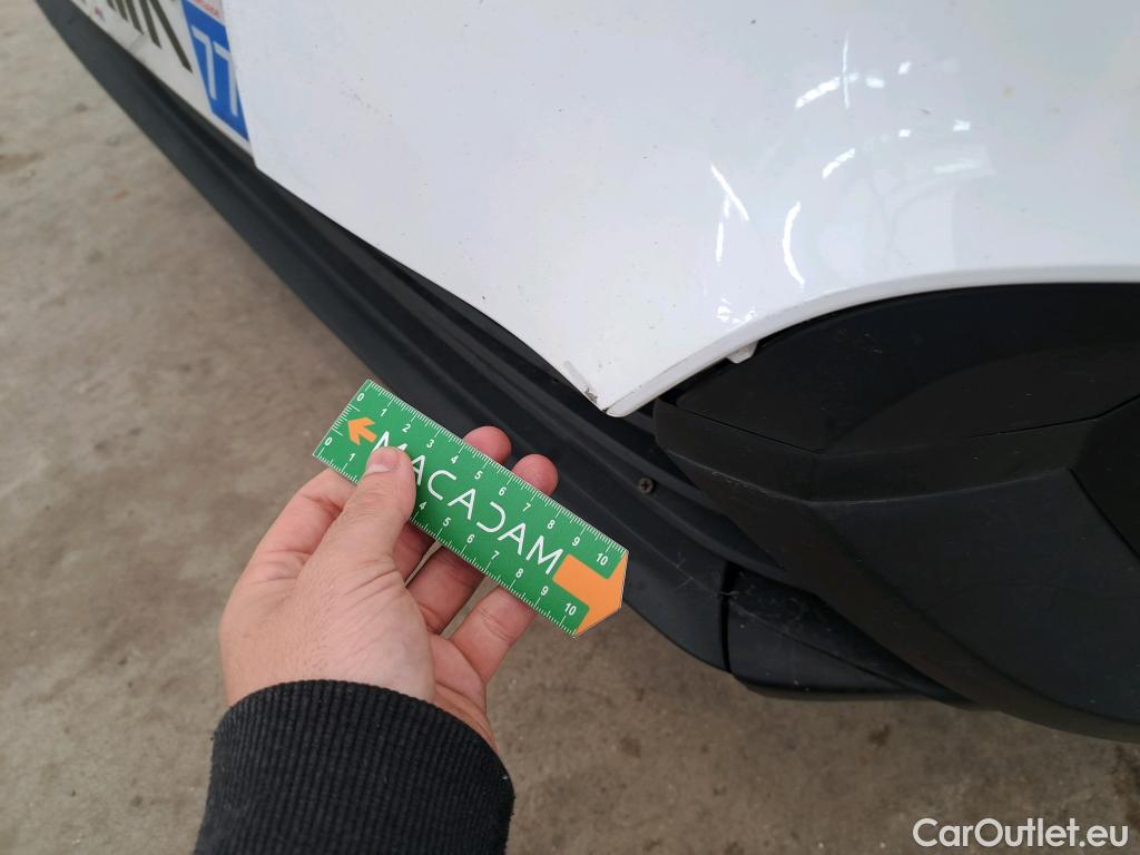  Opel  Combo OPEL  / 2018 / 4P / Fourgonnette 1.5 diesel 100chL1H1/stand CARGO PACK C #4