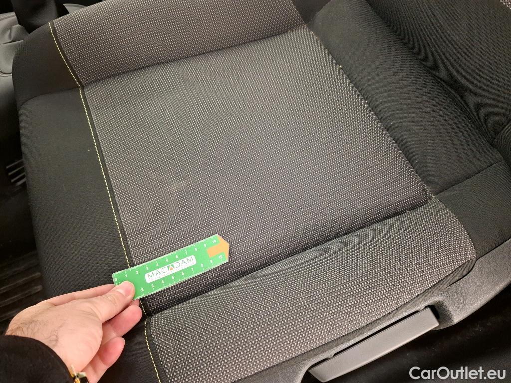  Citroen  C3  Société Feel Nav 1.2 PureTech 80CV BVM5 E6 #21