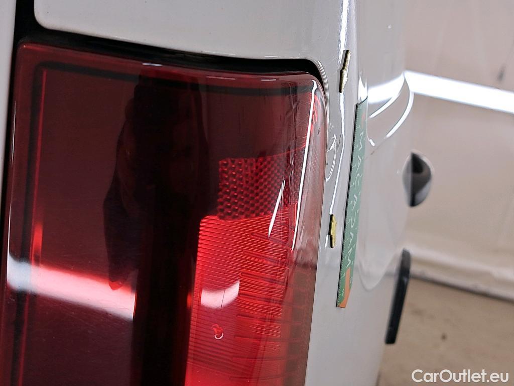  Opel  Combo OPEL  / 2018 / 4P / Fourgonnette 1.5 diesel 100chL1H1/stand CARGO PACK C #20