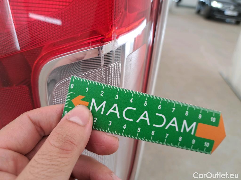  Peugeot  Boxer PEUGEOT  VU 4p Fourgon BLUEHDI 130 PREMIUM 330 L1H1 #19