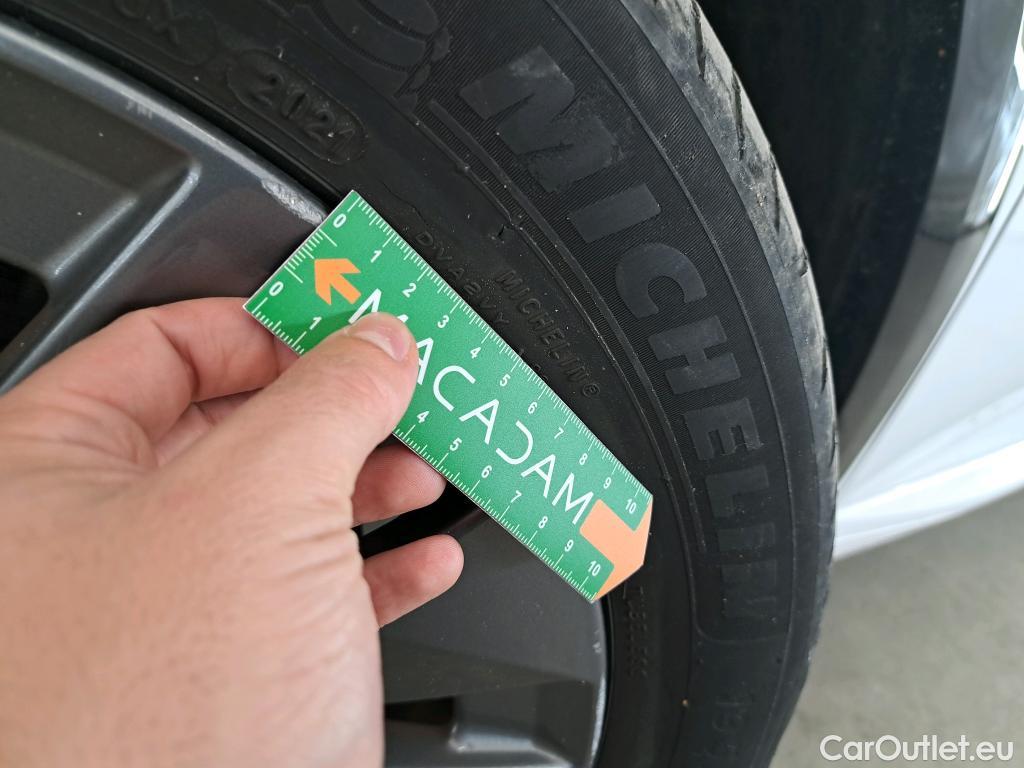  Peugeot  208  (e-) Active Business R 50kWh BVA / TRANSFO VP VF #16