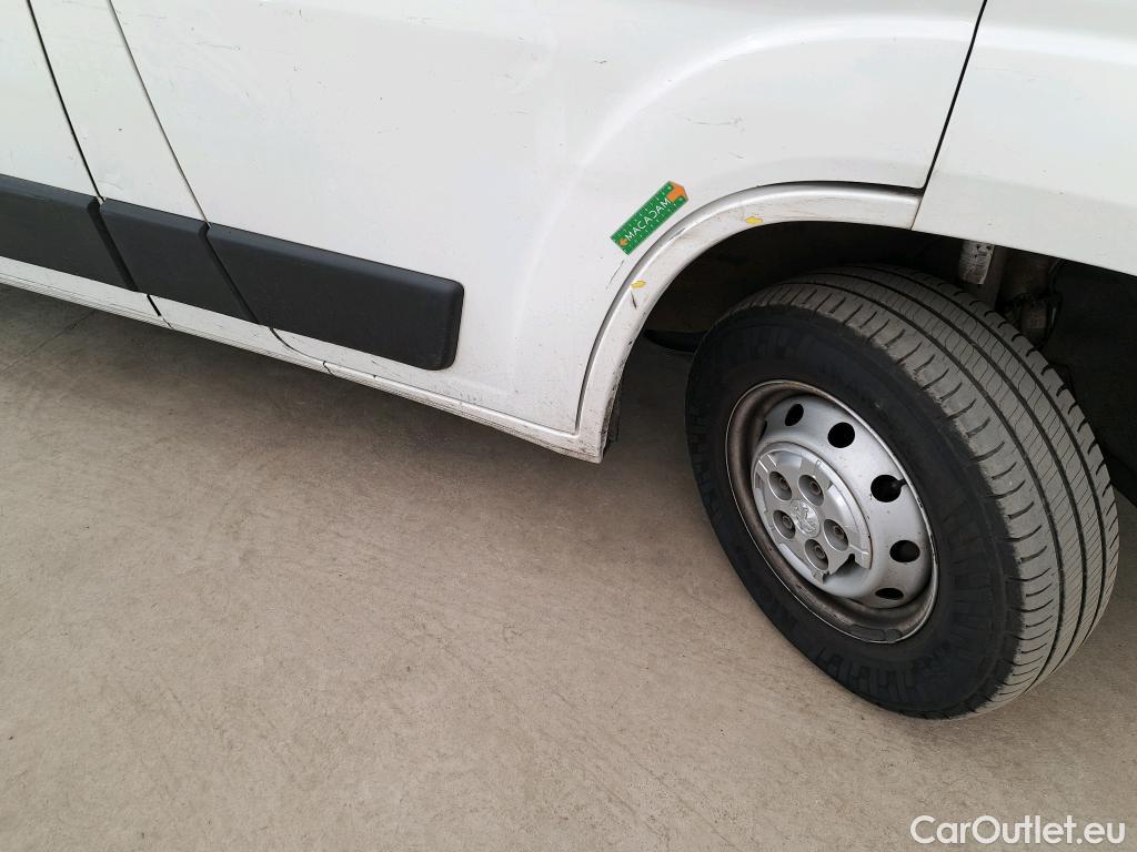  Peugeot  Boxer PEUGEOT  VU 4p Fourgon BLUEHDI 130 PREMIUM 330 L1H1 #26