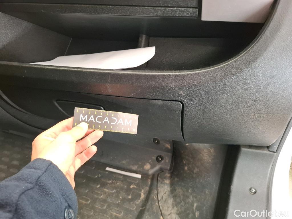  Fiat  Ducato Fiat  VU 4p Fourgon 3.0 M H2 2.0 Mjt 115 Pack Pro Nav #12