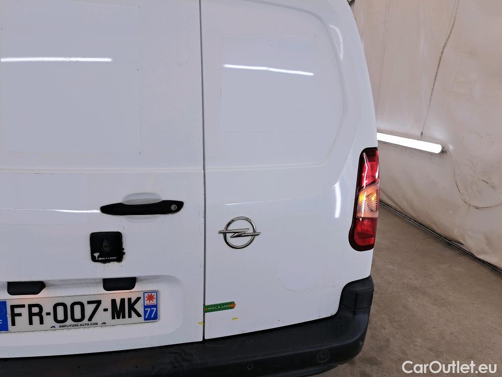  Opel  Combo OPEL  / 2018 / 4P / Fourgonnette 1.5 diesel 100chL1H1/stand CARGO PACK C #21