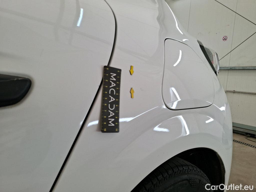  Peugeot  208  Premium 1.5 HDi 100CV BVM6 E6d #15