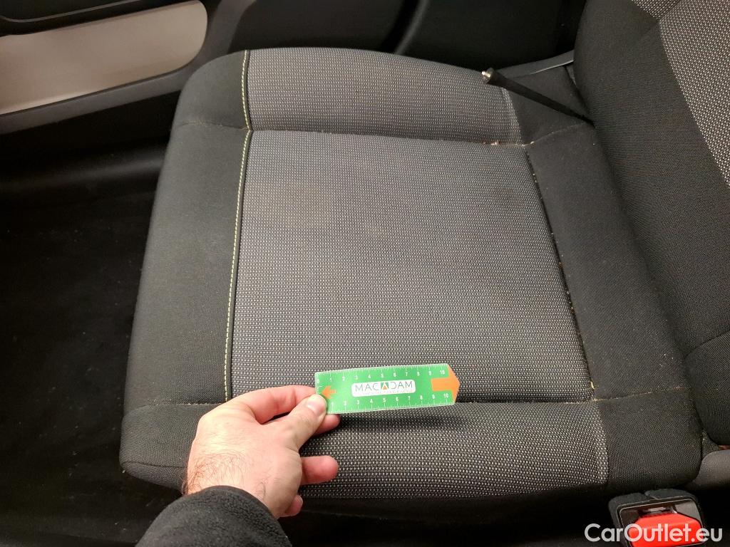  Citroen  C3  Société Feel Nav 1.2 PureTech 80CV BVM5 E6 #22