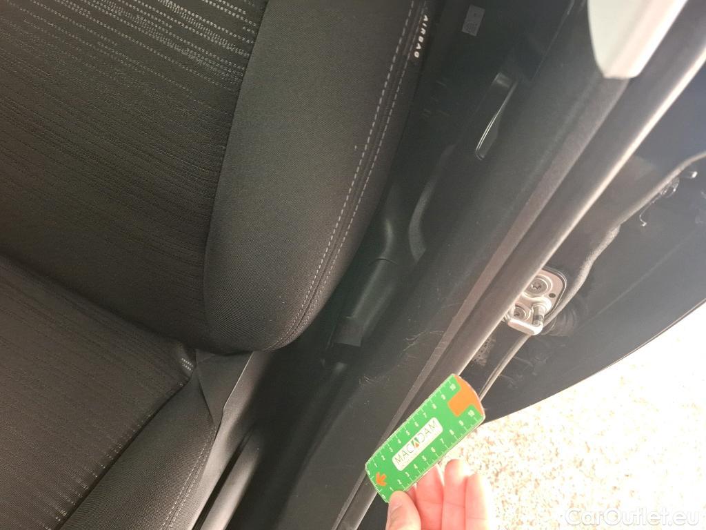  Peugeot  208  Affaire Premium Pack 1.5 HDi 100CV BVM5 E6dT #24