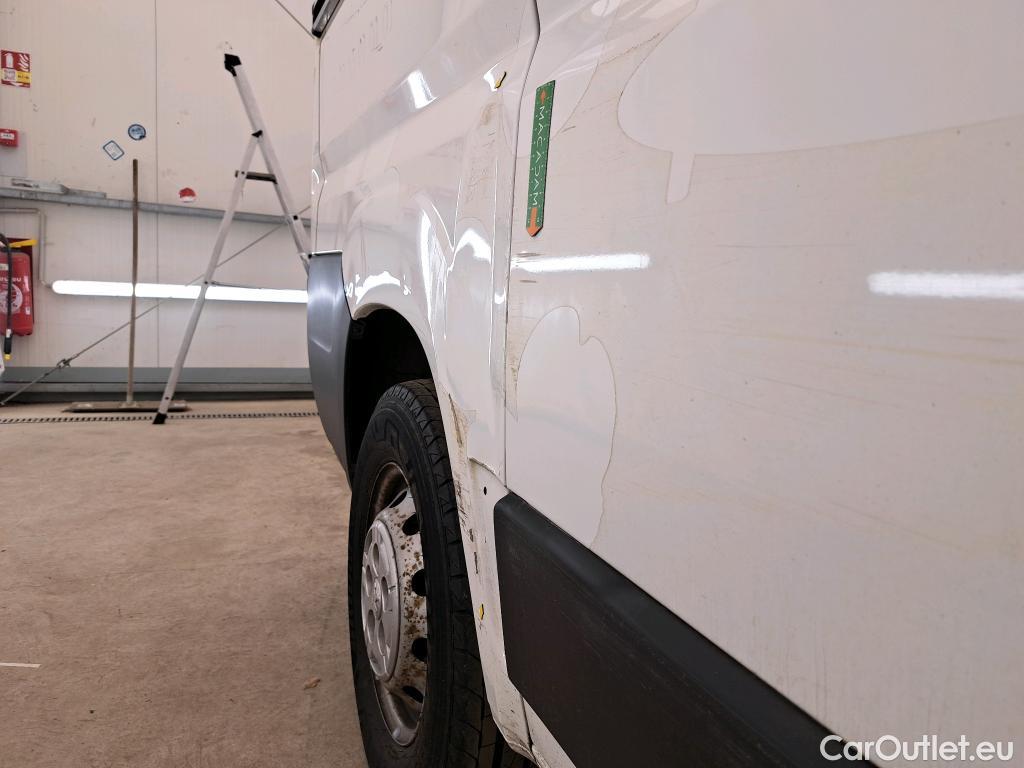  Peugeot  Boxer PEUGEOT  VU 4p Fourgon BLUEHDI 130 PREMIUM 330 L1H1 #3