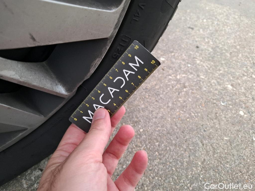  Peugeot  208  Premium 1.5 HDi 100CV BVM6 E6d #11