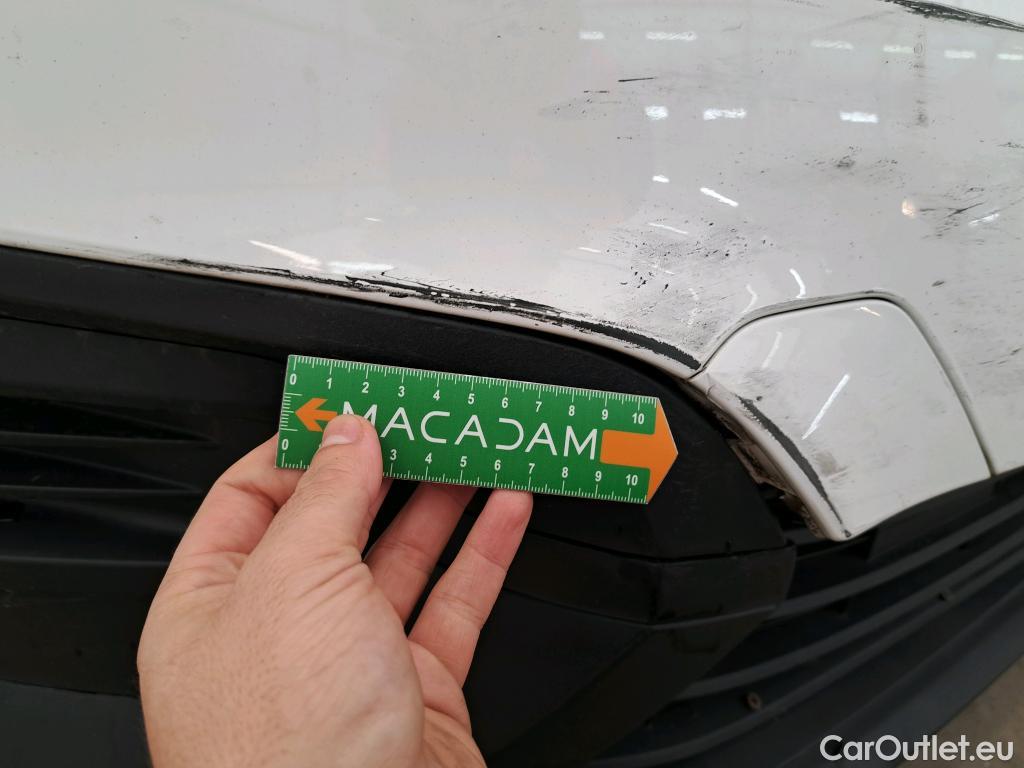  Opel  Combo OPEL  / 2018 / 4P / Fourgonnette 1.5 diesel 100chL1H1/stand CARGO PACK C #2