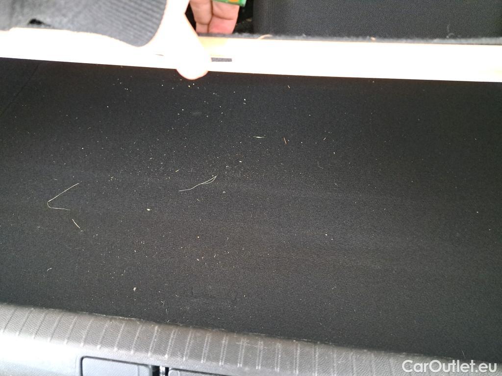  Peugeot  208  (e-) Active Business R 50kWh BVA / TRANSFO VP VF #49