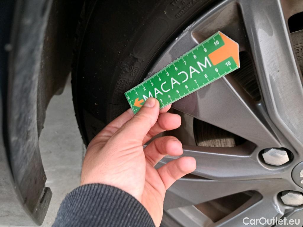  Peugeot  208  (e-) Active Business R 50kWh BVA / TRANSFO VP VF #13