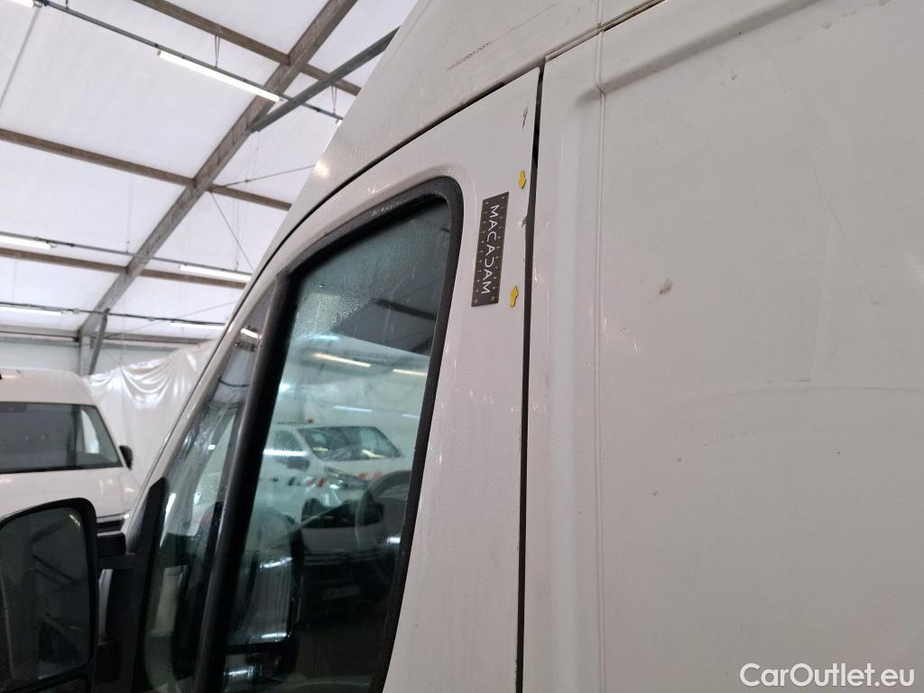  Citroen  Jumper CITROEN  / 2014 / 4P / Fourgon tôlé 30 L1H2 BlueHDi 120 S&S BVM6 Club #38